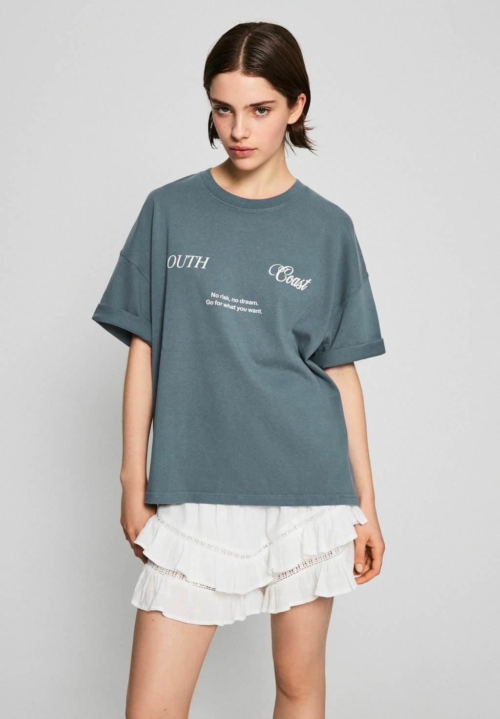 

Футболка с принтом SHORT SLEEVE Bershka, темно-синий