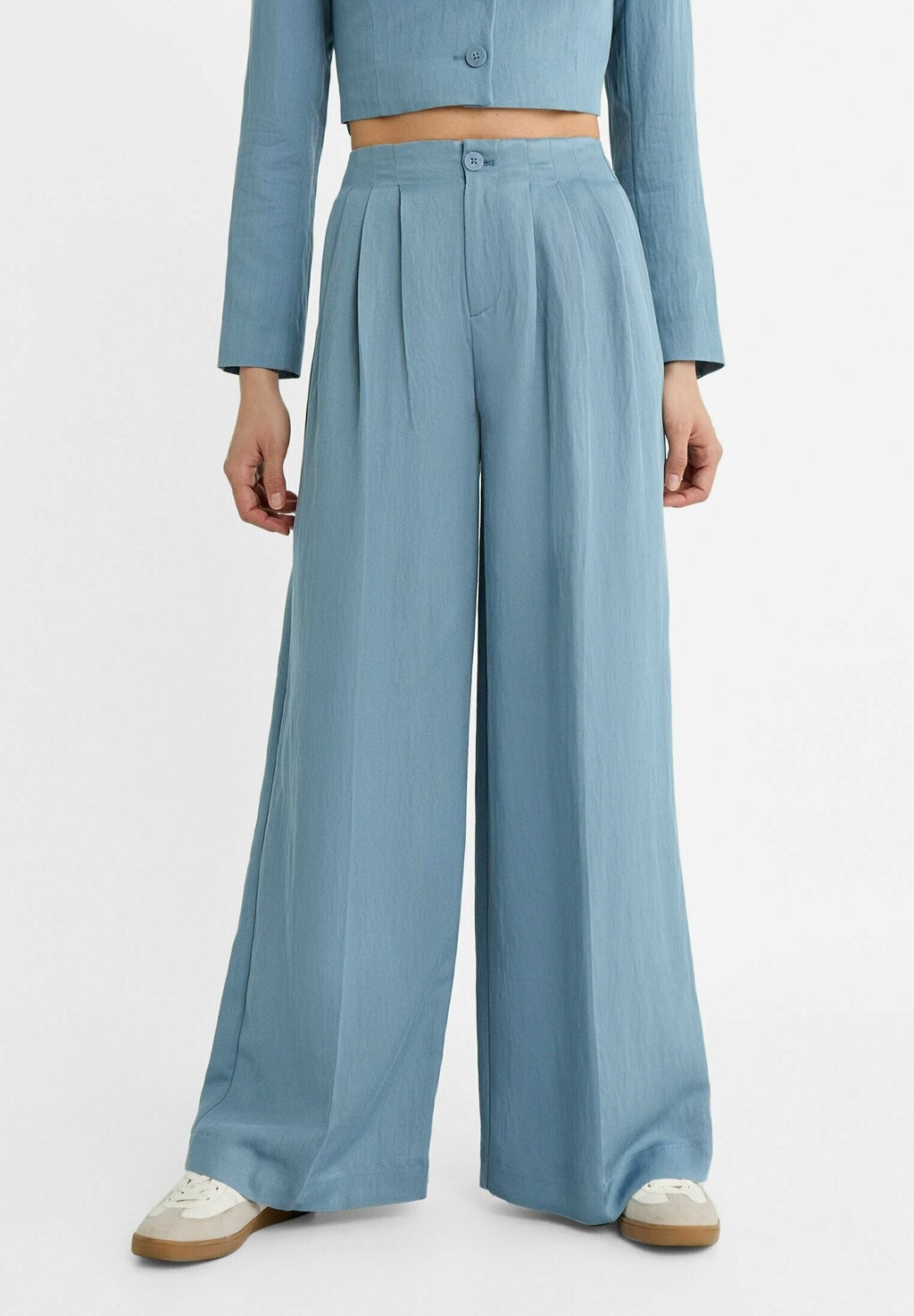 

Брюки DARTED PALAZZO Stradivarius, цвет light blue