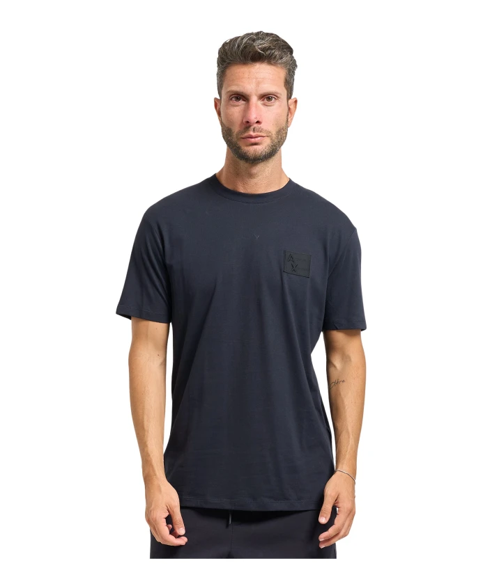 

Синяя футболка с нашивкой с логотипом. Armani Exchange, синий