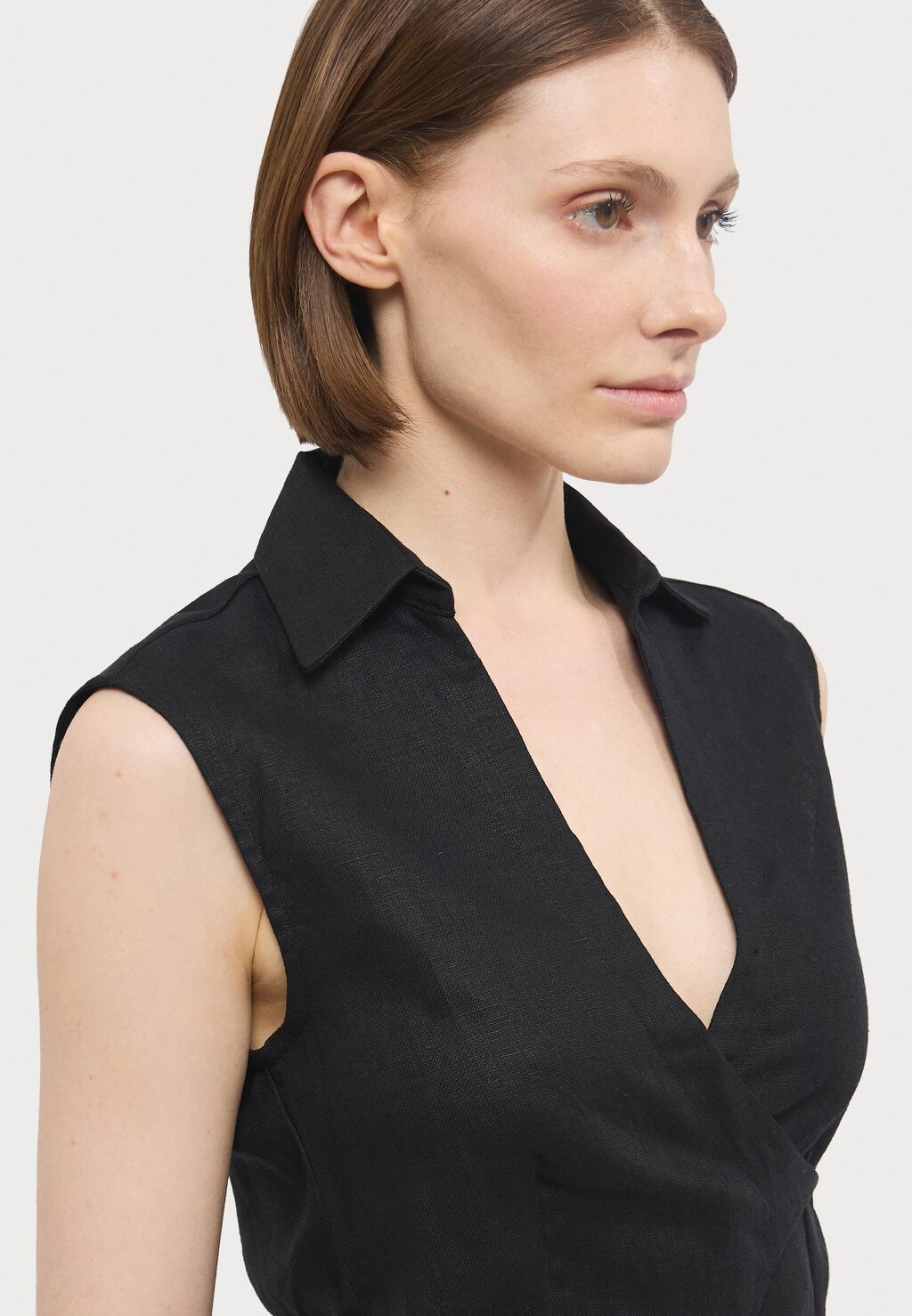 

Блуза ANTIBES SLEEVELESS WRAP Faithfull the brand, черный