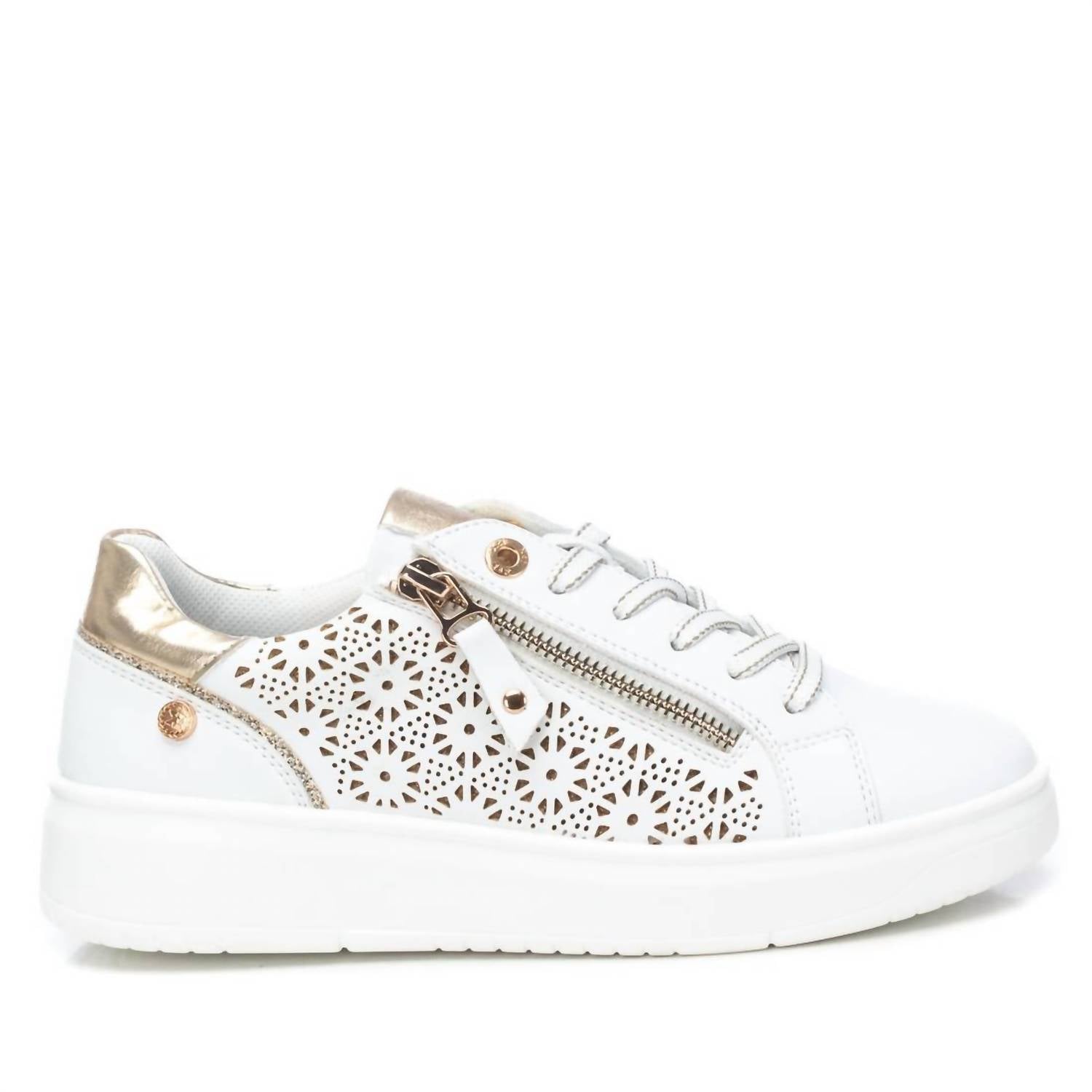 Женские кроссовки Trainer белого цвета Xti