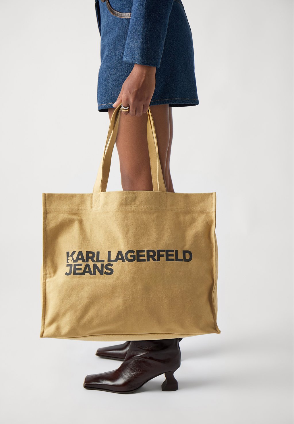 

Сумка-тоут LOGO Karl Lagerfeld Jeans, бежевый