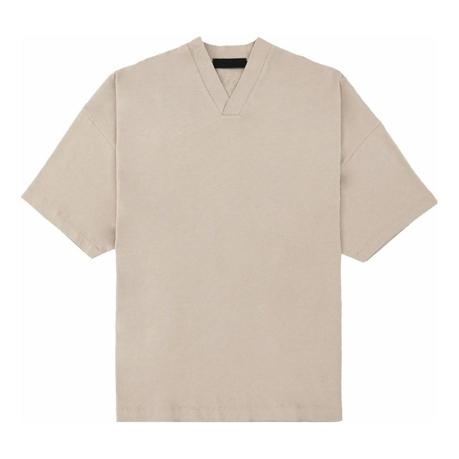 

Футболка Fear of God Essentials V-Neck 'Silver Cloud', бежевый
