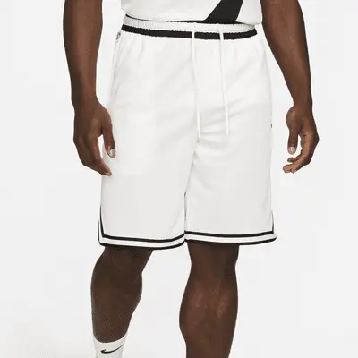 

Шорты Nike Dri-FIT DNA, белый/черный