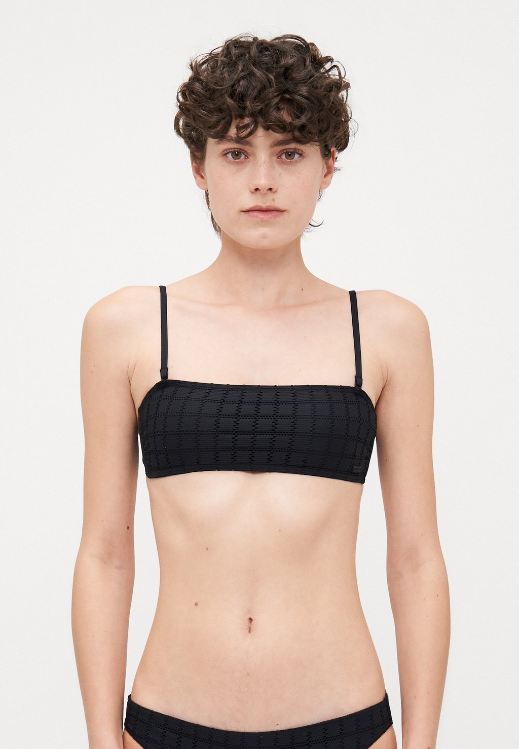 

Верх бикини CAMILO BANDEAU Roxy, черный