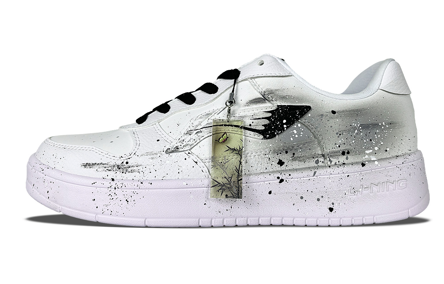 

LINING Спортивная обувь skateboard shoes мужская модель low-top цвет black white антискользящая износостойкая дышащая