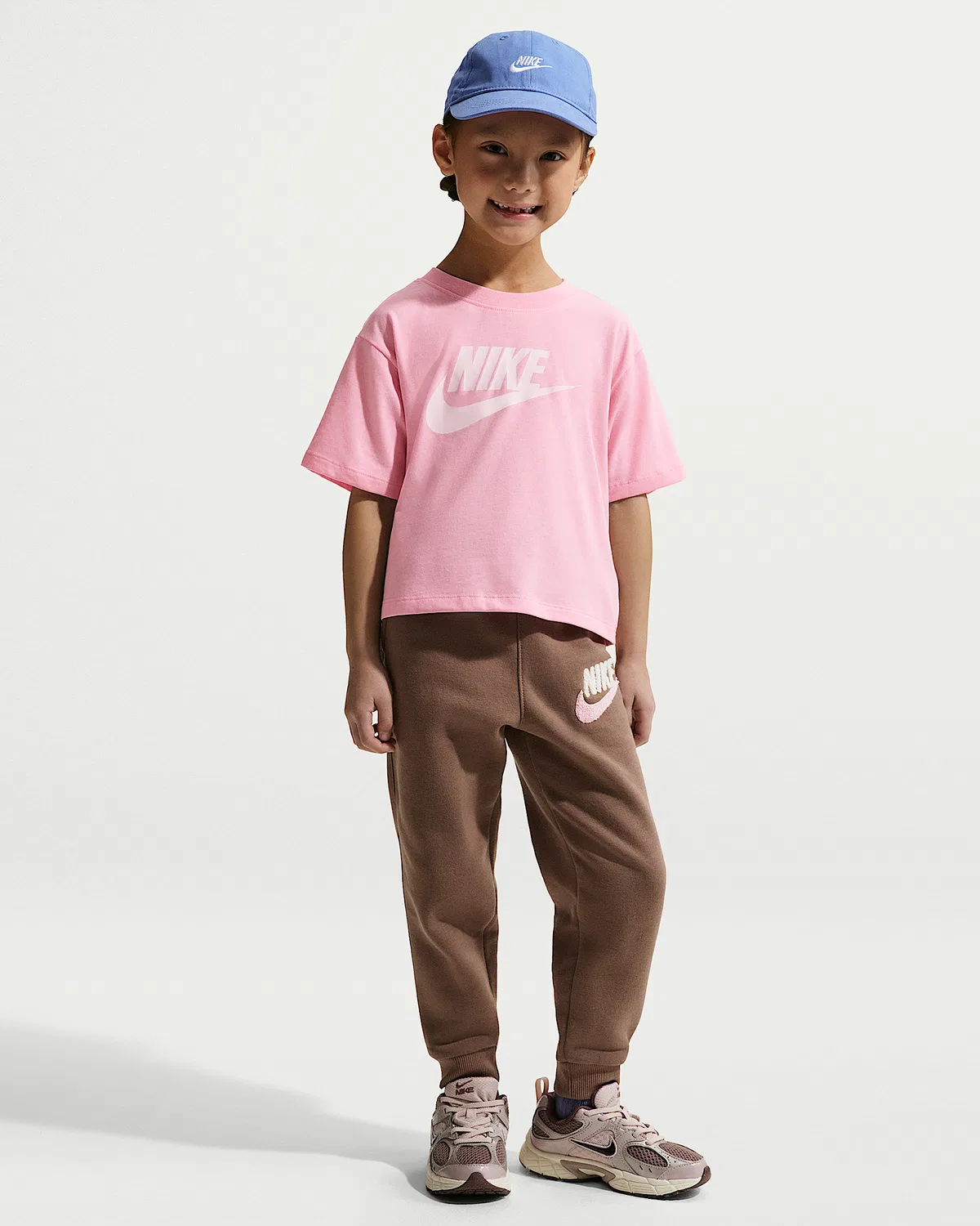 Детская футболка Nike Little Kids' Club Boxy T-Shirt, Pink — фото 4