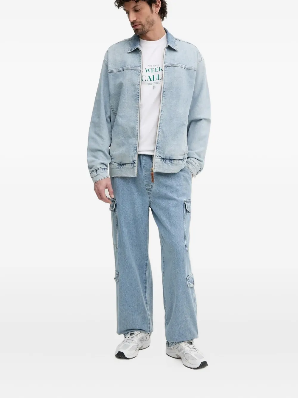 

Джинсы с карманами-карго Armani Exchange, синий