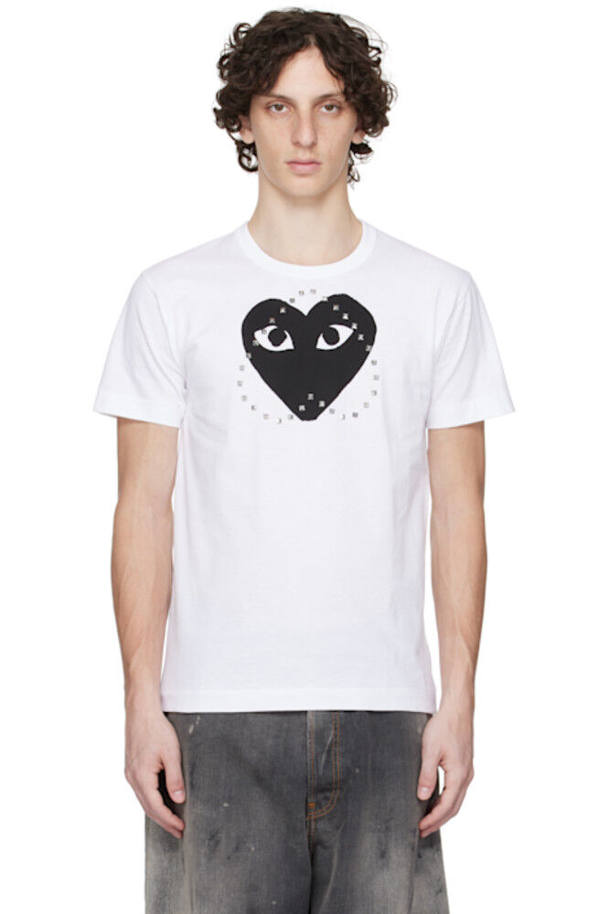 

Белая футболка с принтом «Заклепки» COMME des GARÇONS PLAY