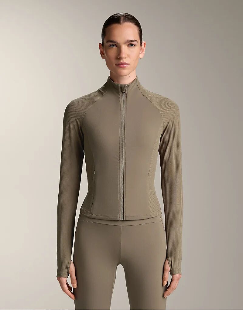 

Легкая теплая куртка OYSHO в рубчик серого цвета