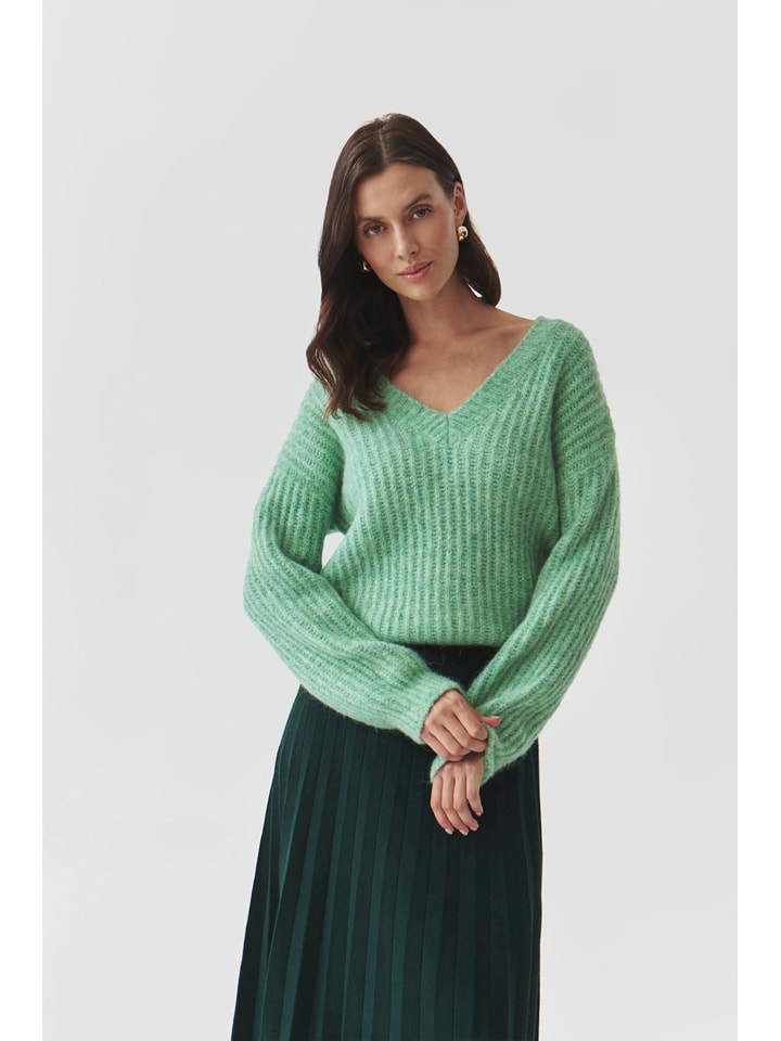 

TATUUM Свитер "Aspen" зеленого цвета