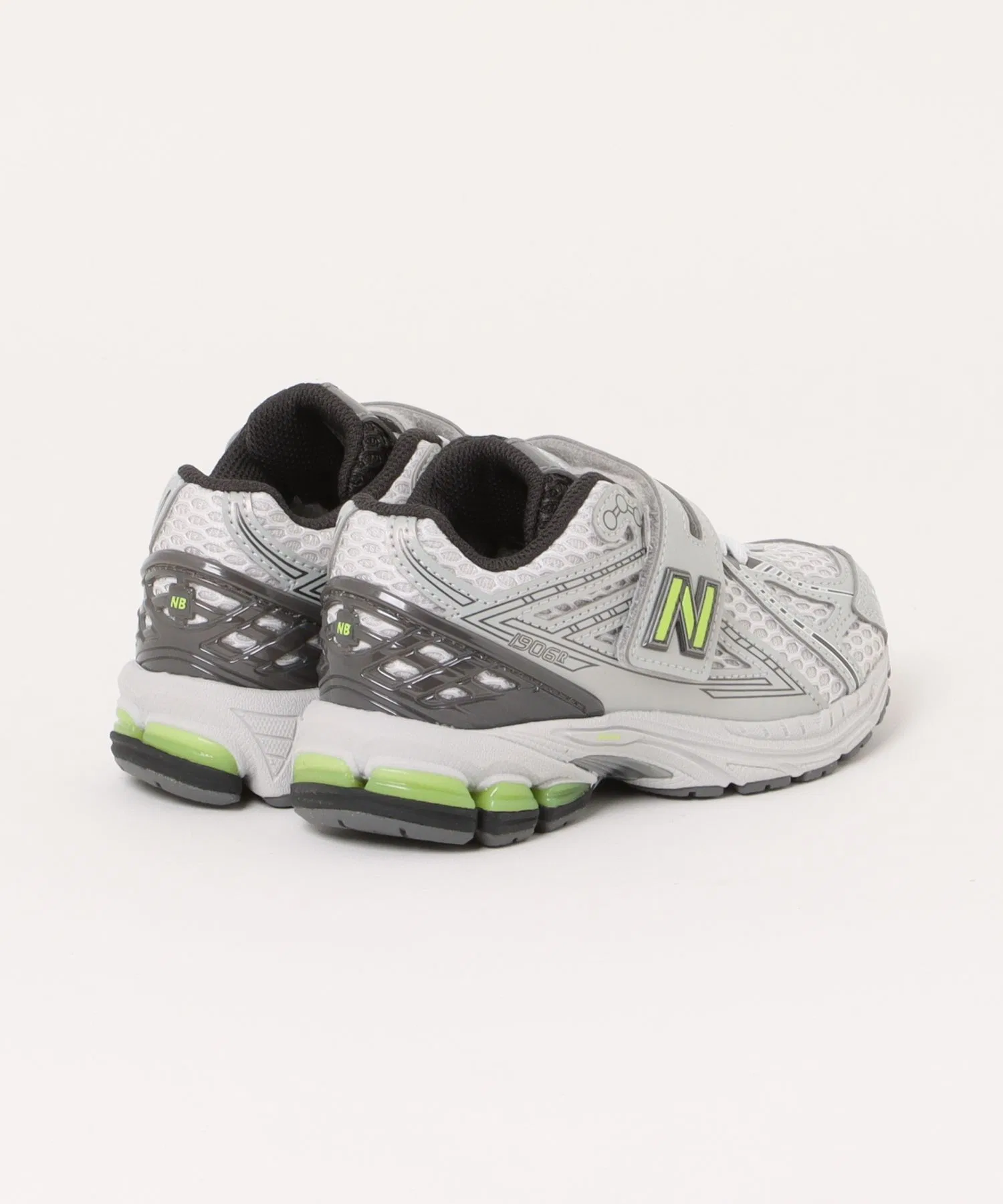 Детские кроссовки New Balance P1906 86C — фото 2