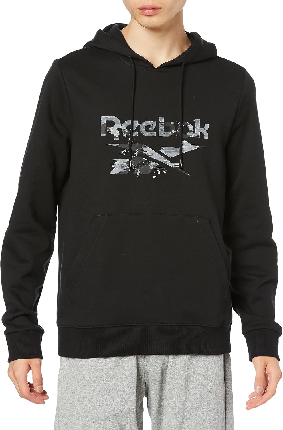 

Мужская толстовка в современном камуфляжном стиле Reebok