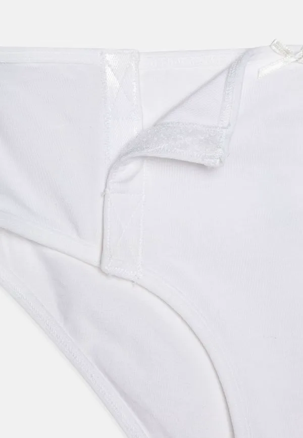 Трусы в упаковке по 3 штуки Friboo, Off-White