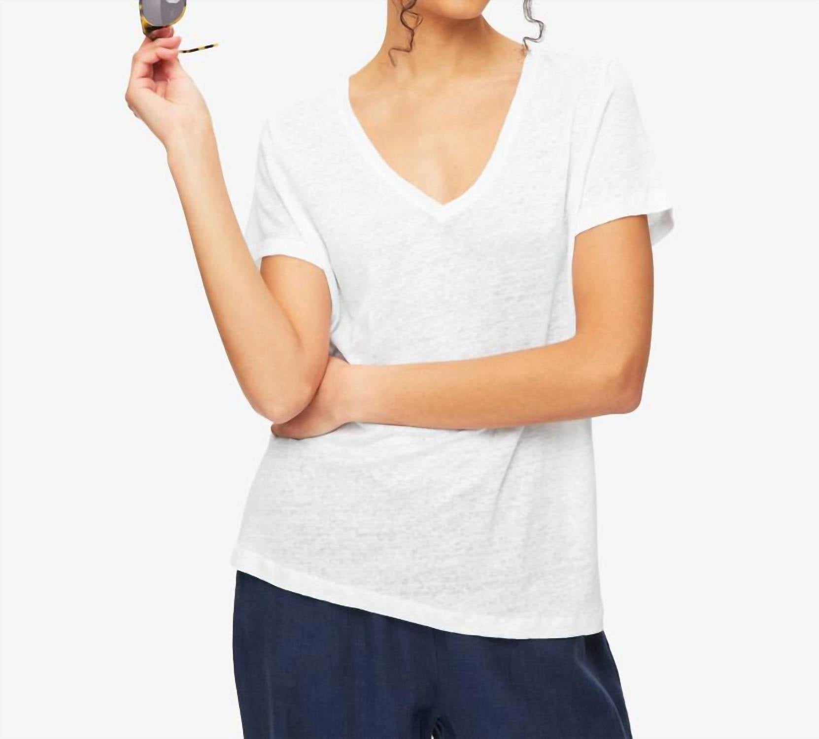 

Женская футболка с V-образным вырезом белого цвета Derek Rose