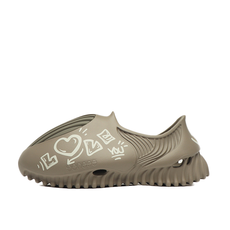 Футболка Foam Runner Clogs Unisex светло-коричневая GENEGG, льняная