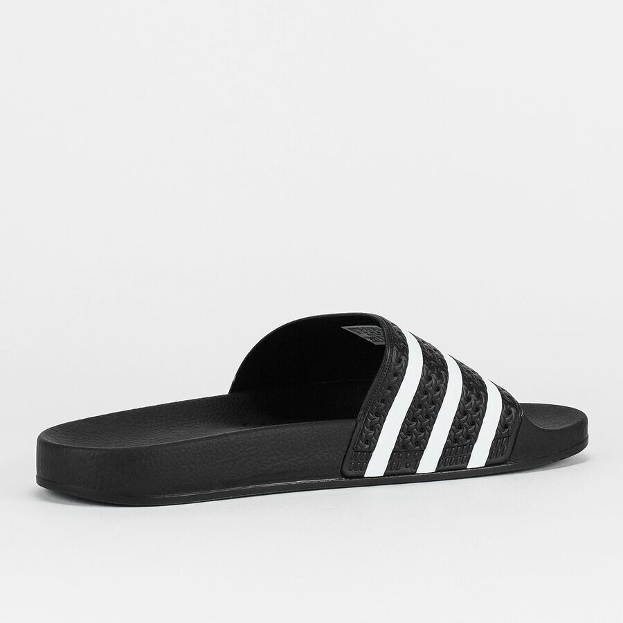 Шлепанцы adilette Badelatschen adidas Originals, цвет core black — фото 3