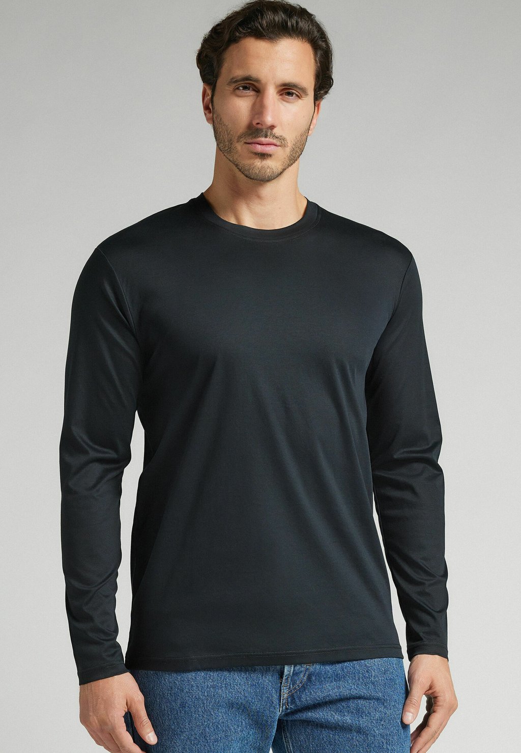 

Лонгслив IUMAN Intimissimi Uomo, черный