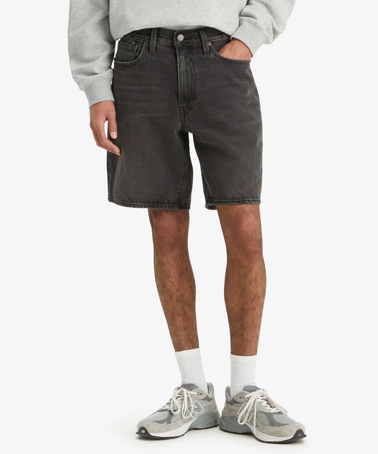 Шорты свободные Levi's 468 Loose с технологией WE GOT MOTION, чёрные