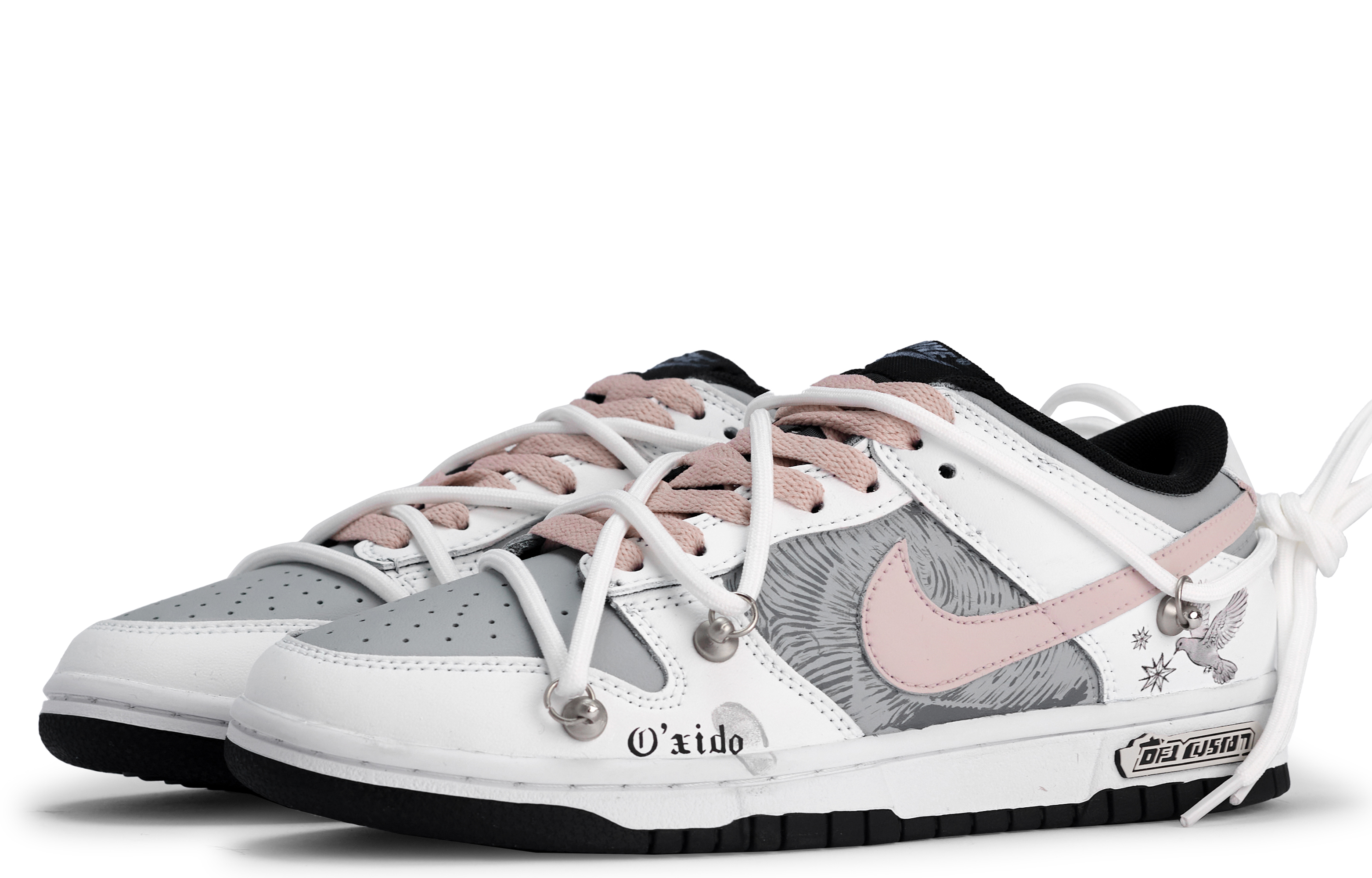 

Кроссовки Nike Dunk Skateboard Shoes Women's Low-Top White Gray/Pink