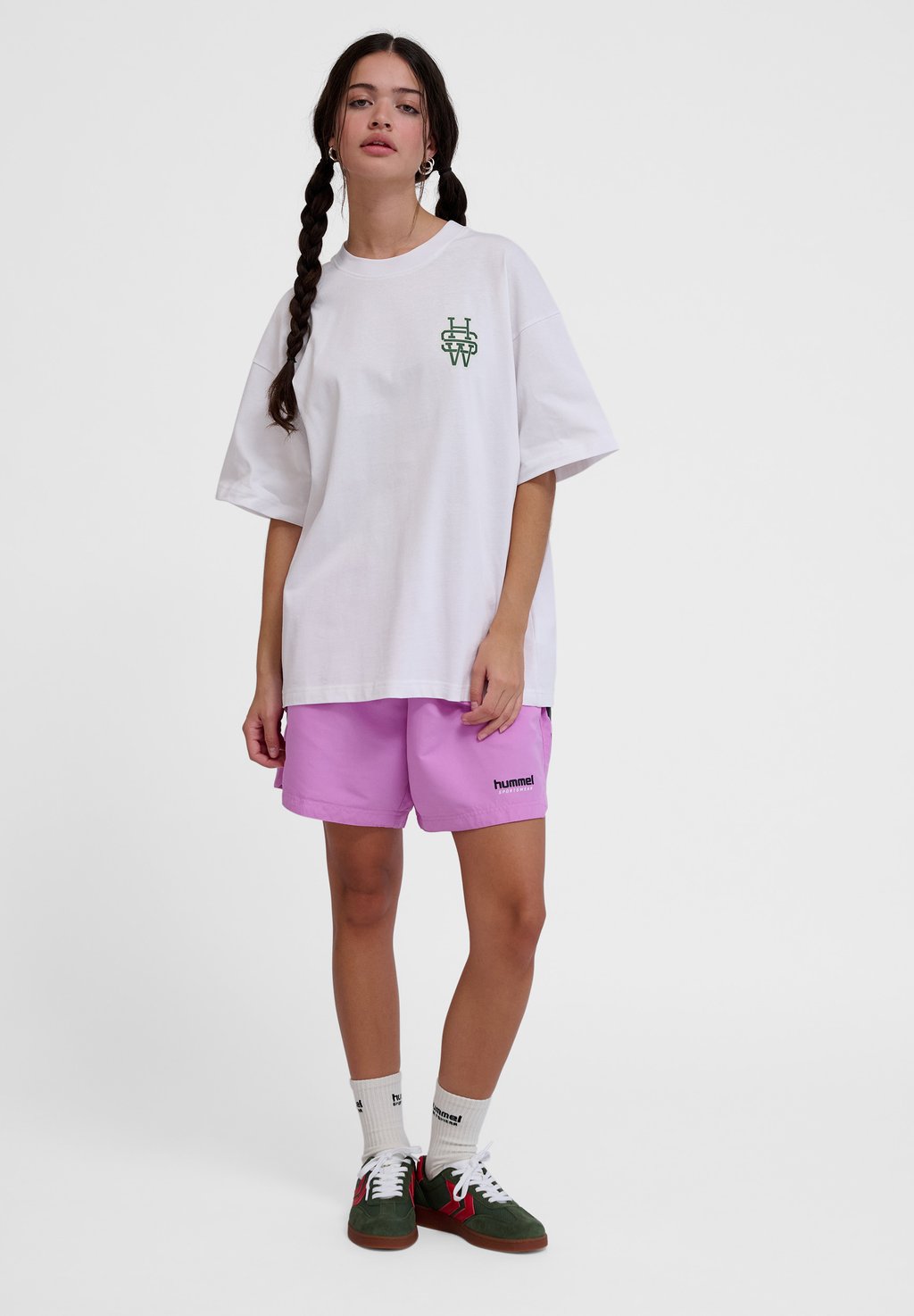 

Футболка с принтом LOOSE BEES STADIUM Hummel, белый