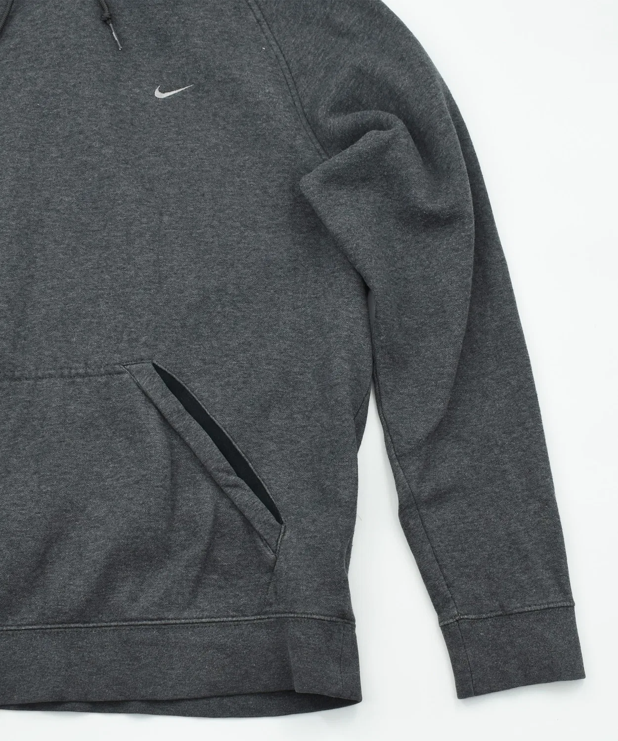 Винтажный пуловер Nike с вышивкой, серый — фото 4