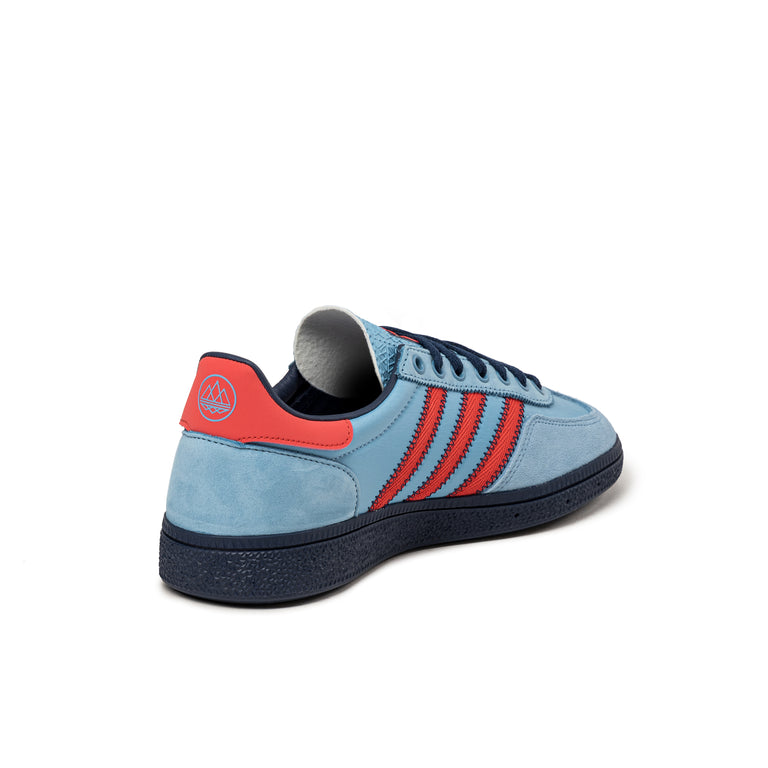 Кроссовки spzl x c.p. company manchester Adidas, синий купить по
