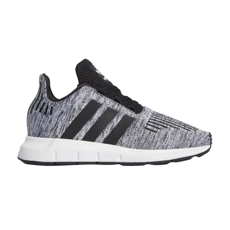 

Кроссовки Adidas Swift Run J, белый
