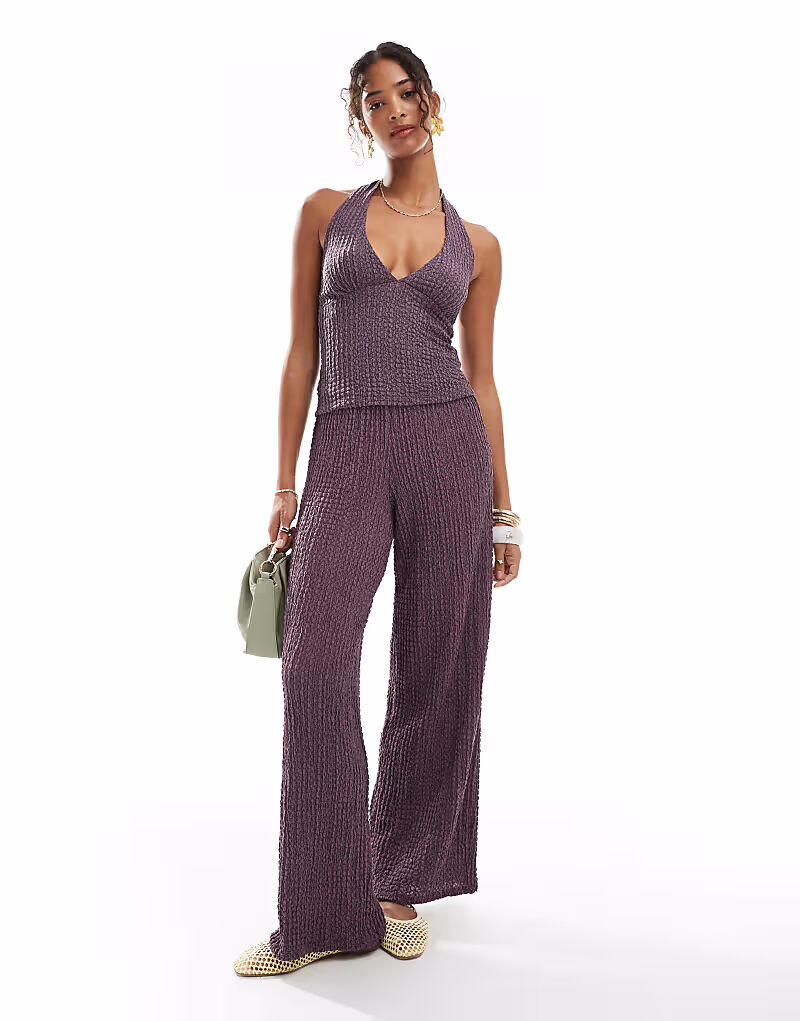 

Широкие фактурные брюки Pull&Bear, фиолетовый цвет