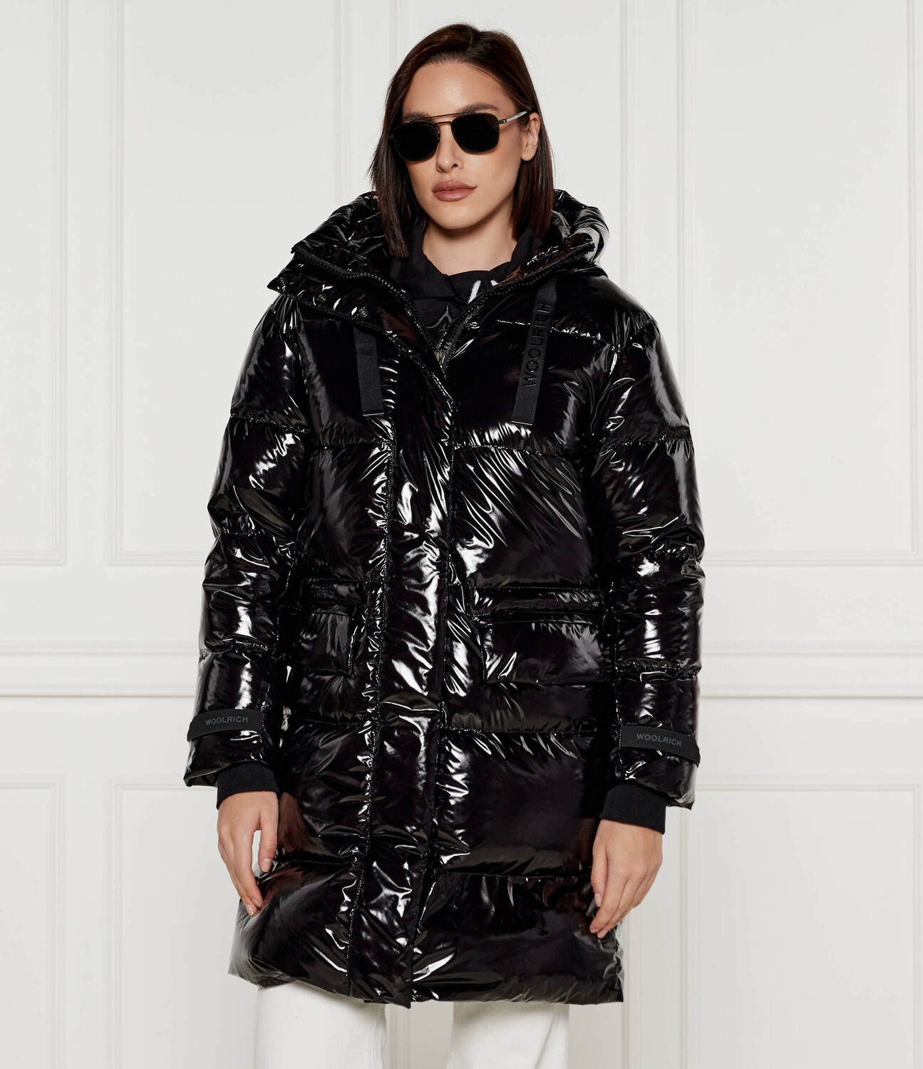 

Пуховое пальто Woolrich GLOSSY, черный