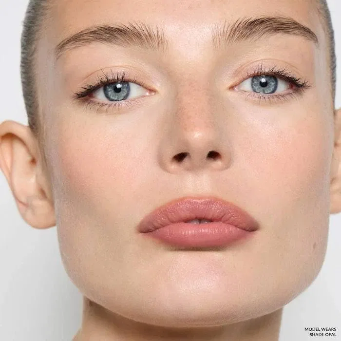 Карандаш для губ REFY Blur Liner Opal (светло-розовый) — фото 2