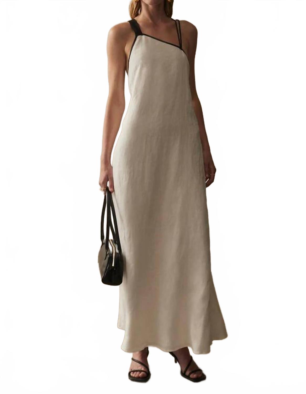 

Платье макси Arena в белом цвете Sancia