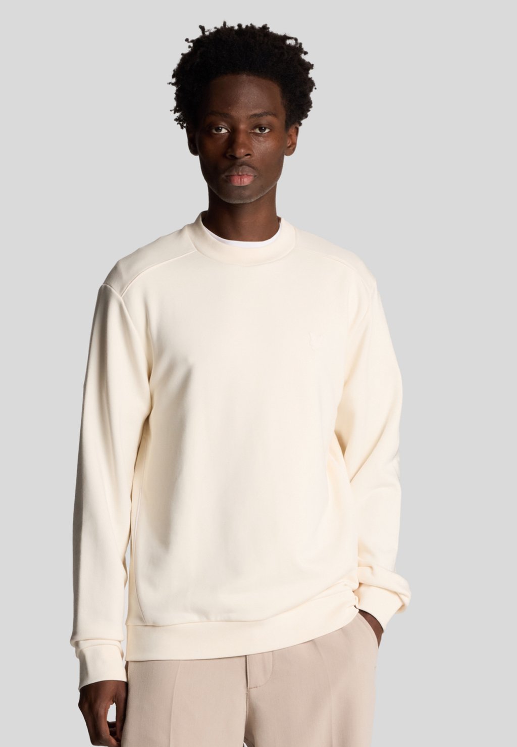 

Толстовка MID LAYERS SEAM TIPPED CREWNECK Lyle & Scott, бежевый