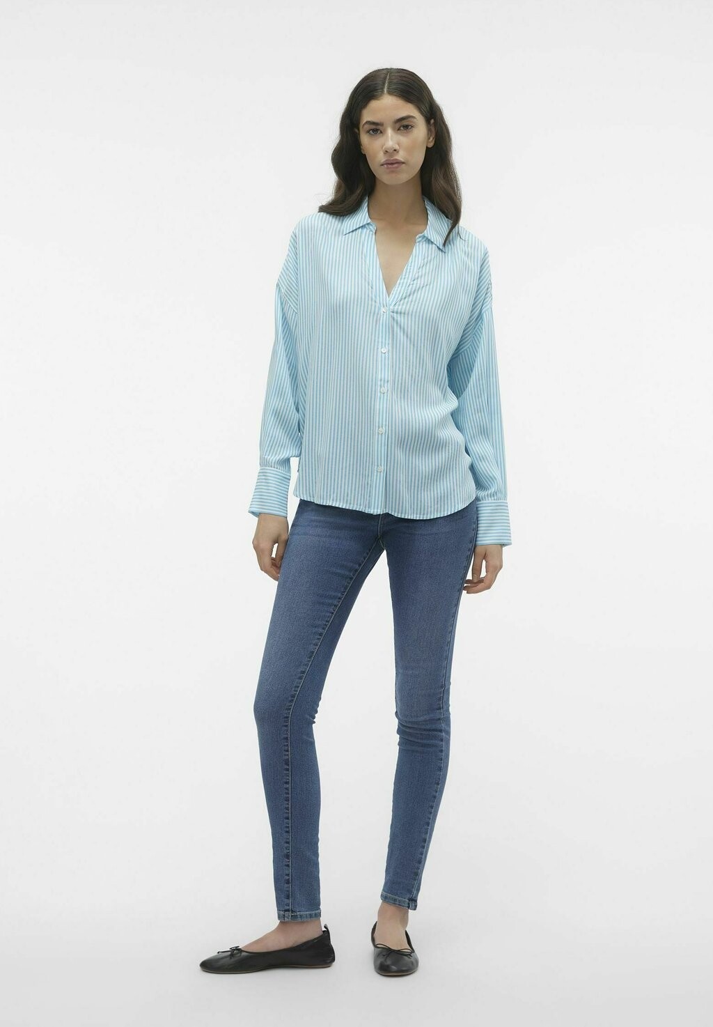 

Блузка на пуговицах VMBUMPY Vero Moda, белый