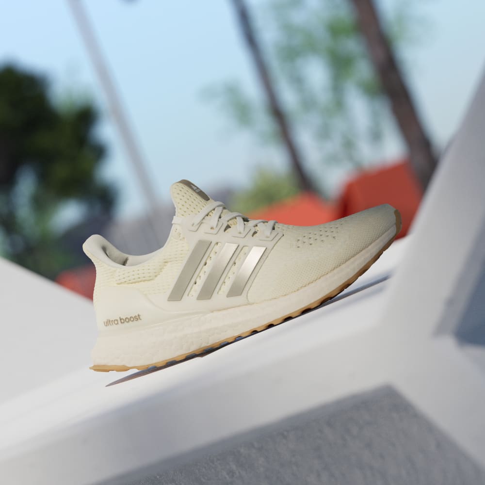 Кроссовки Adidas ULTRABOOST 1.0 SHOES, цвет Off White/Cyber Metallic/Warm Vanilla — фото 2