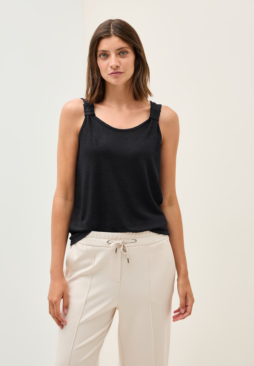 

Топ IN STRICK-OPTIK Cecil, черный