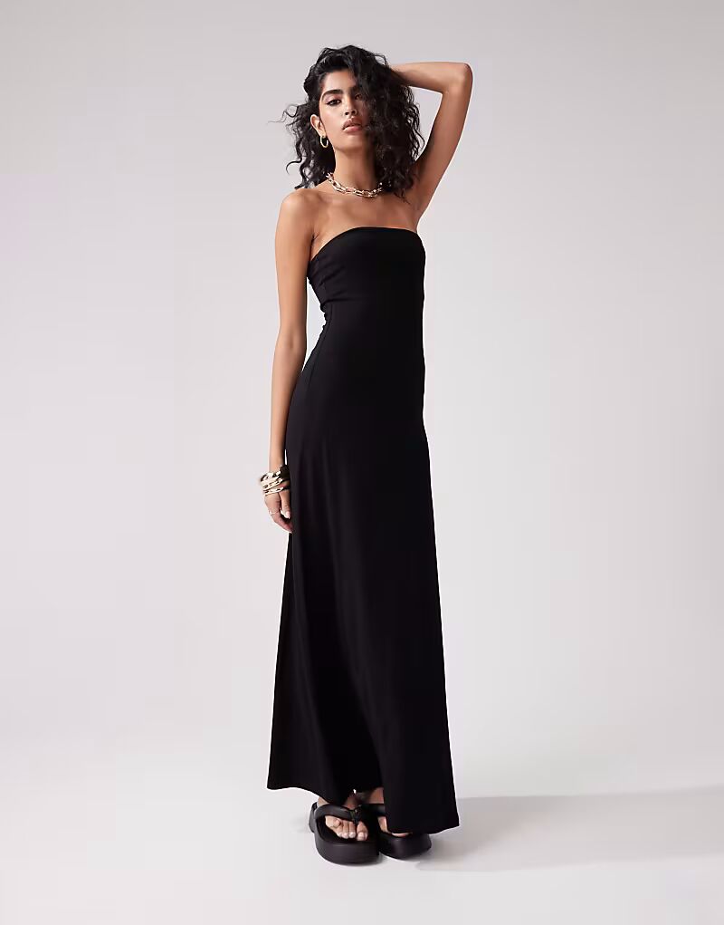 

Платье-бандо макси ASOS DESIGN с широким подолом черного цвета - ЧЕРНЫЙ