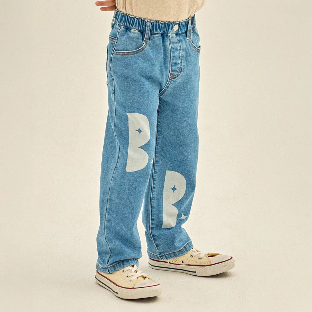 Детские джинсы с логотипом от Bebetailor