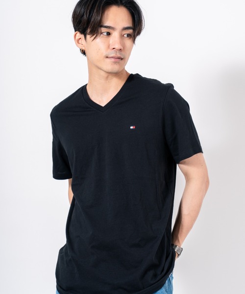 

Футболка унисекс с коротким рукавом и V-образным вырезом TOMMY HILFIGER, черный