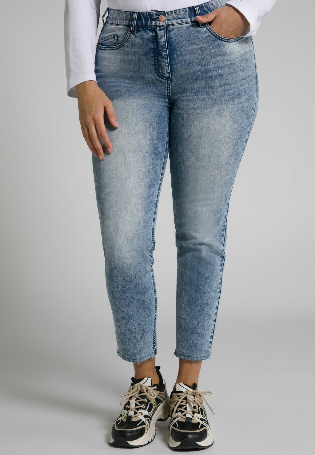 

Джинсы облегающего кроя Ulla Popken, цвет Blue Denim