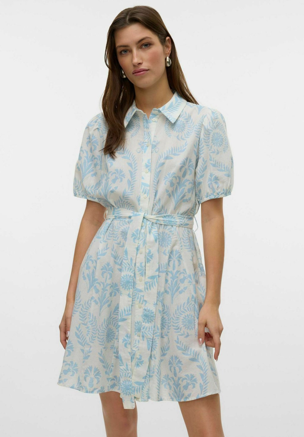 

Платье-рубашка VMDICTHE KURZES Vero Moda, белый