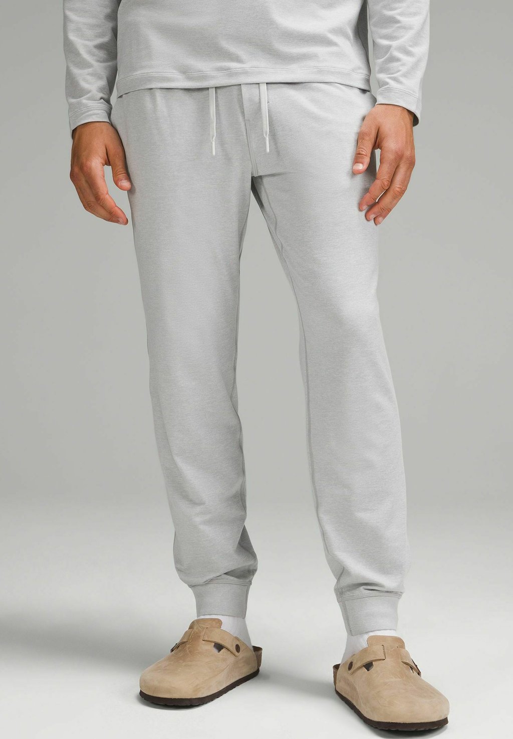 

Спортивные штаны SOFT JERSEY REGULAR JOGGER lululemon, серый
