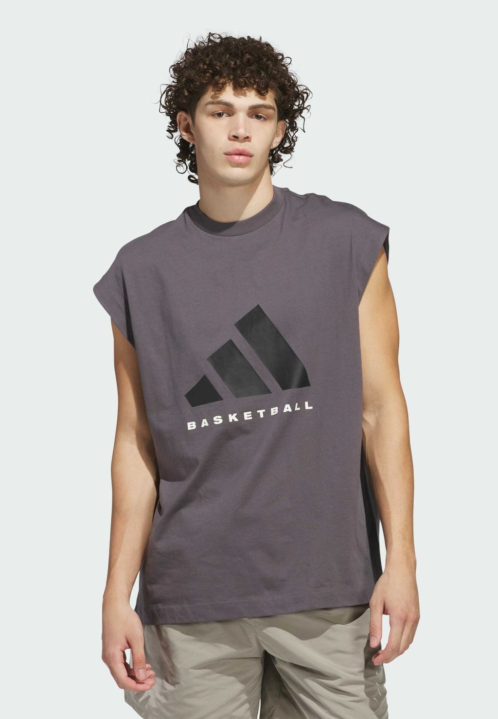 

Футболка с принтом adidas Performance, серый