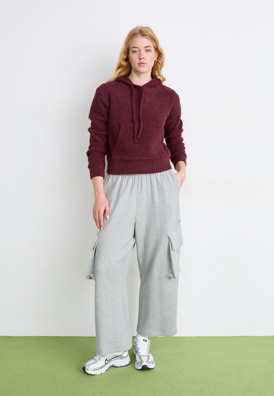 Худи Nike Sportswear Hoodie, Burgundy Crush/Bordeaux — фото 2