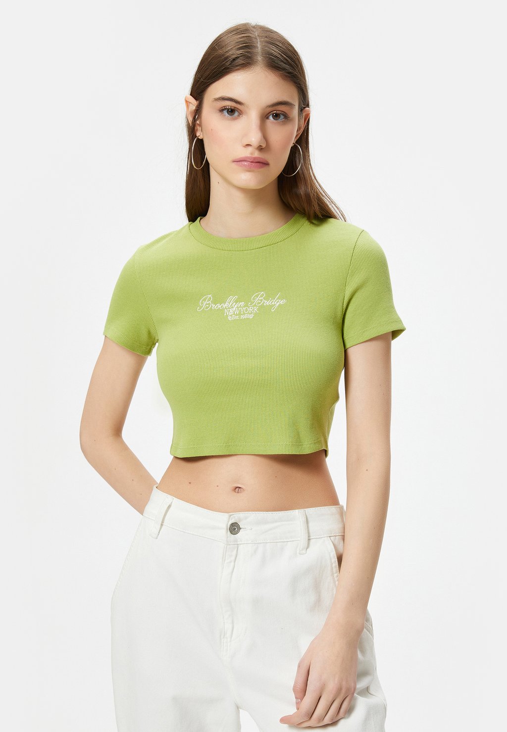 

Футболка с принтом CROP SHORT SLEEVE CREW NECK Koton, зеленый