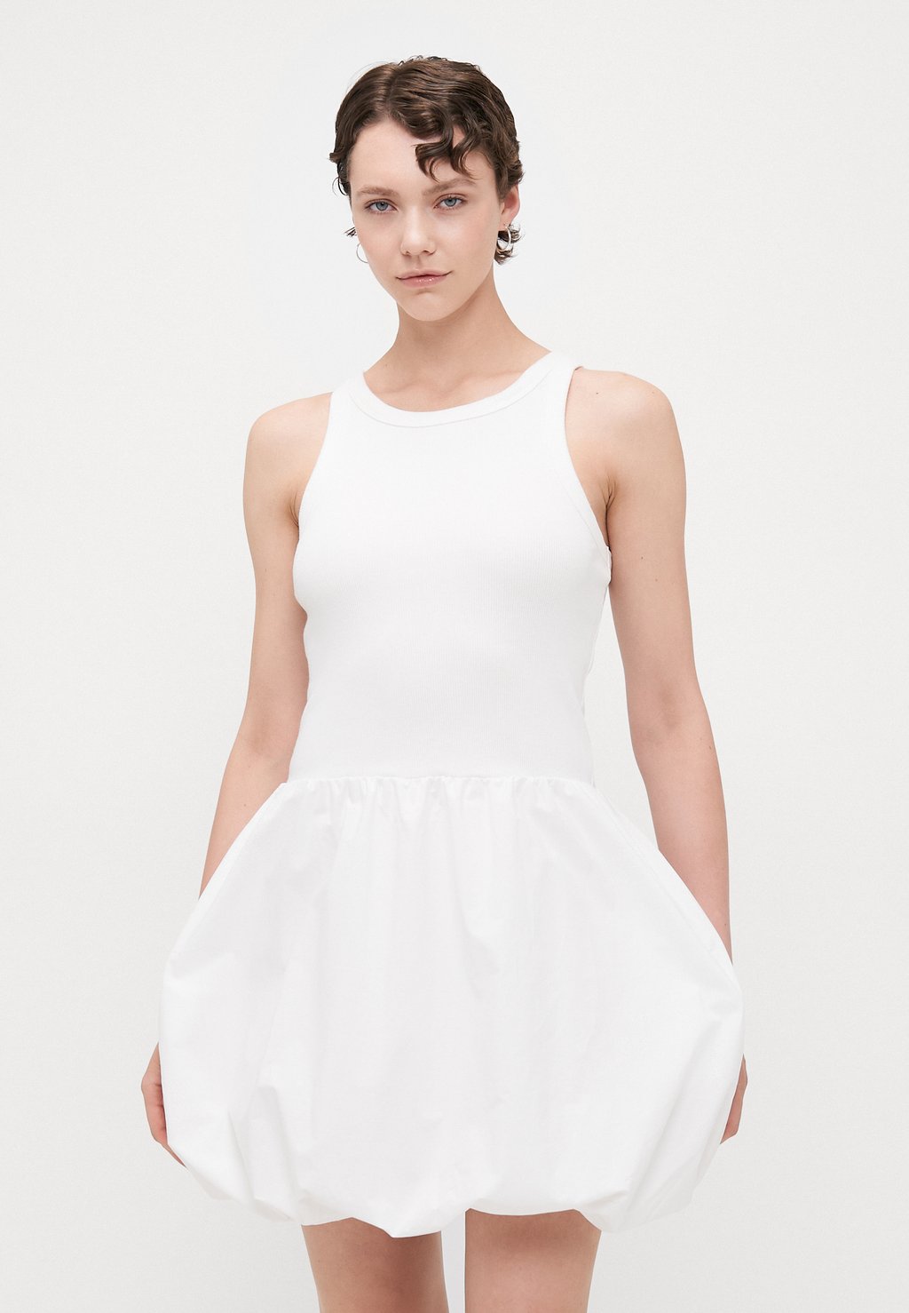 

Повседневное платье BUBBLE MIXED MEDIA MINI Gap Tall, белый