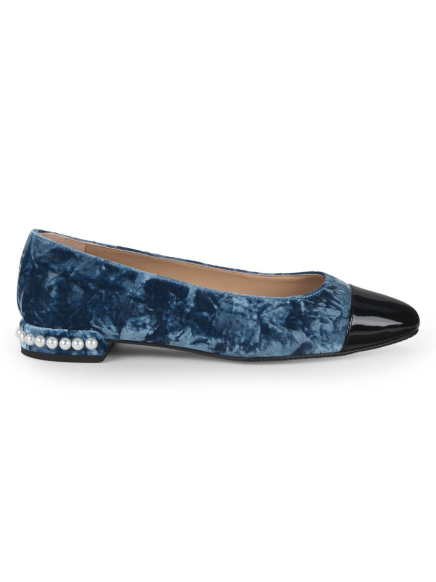 Туфли на плоской подошве с отделкой из искусственного жемчуга Stuart Weitzman, цвет Black Indigo