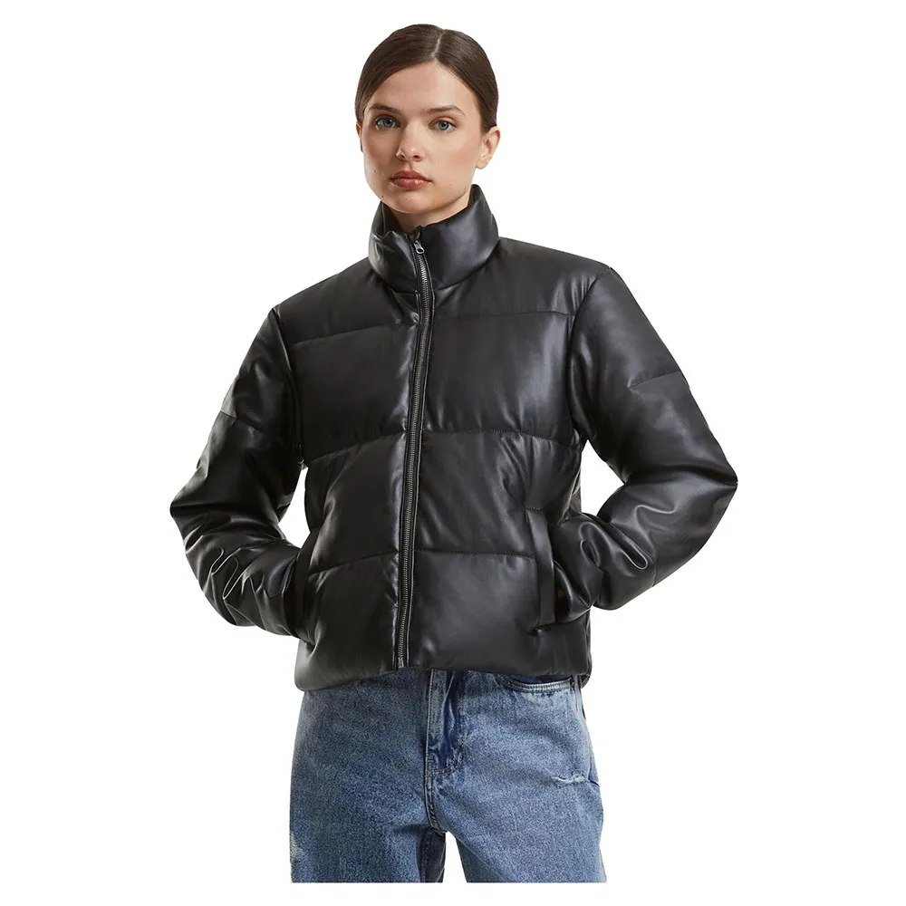 

Куртка Urban Classics Synthetic Leather padded, черный