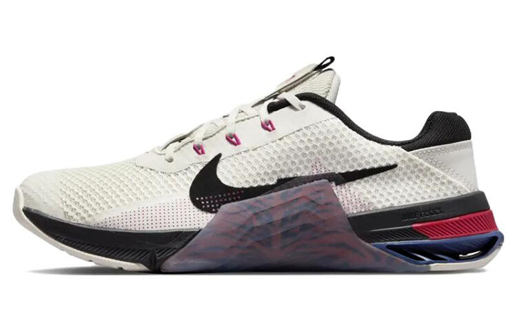

Женские тренировочные кроссовки Nike Metcon 7