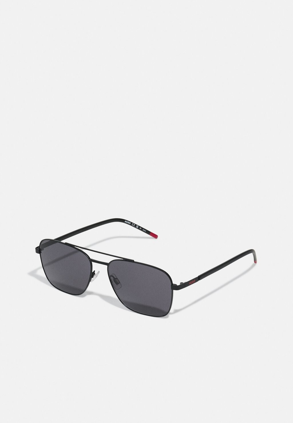 

Солнцезащитные очки HUGO, цвет matte black